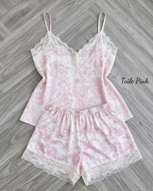 Giá sỉ đồ ngủ 2 dây lụa Latin