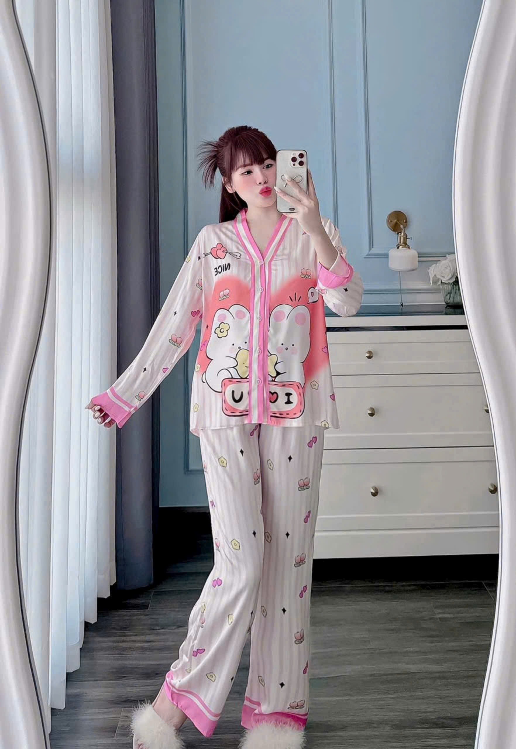 xưởng sỉ quần áo hot trend
