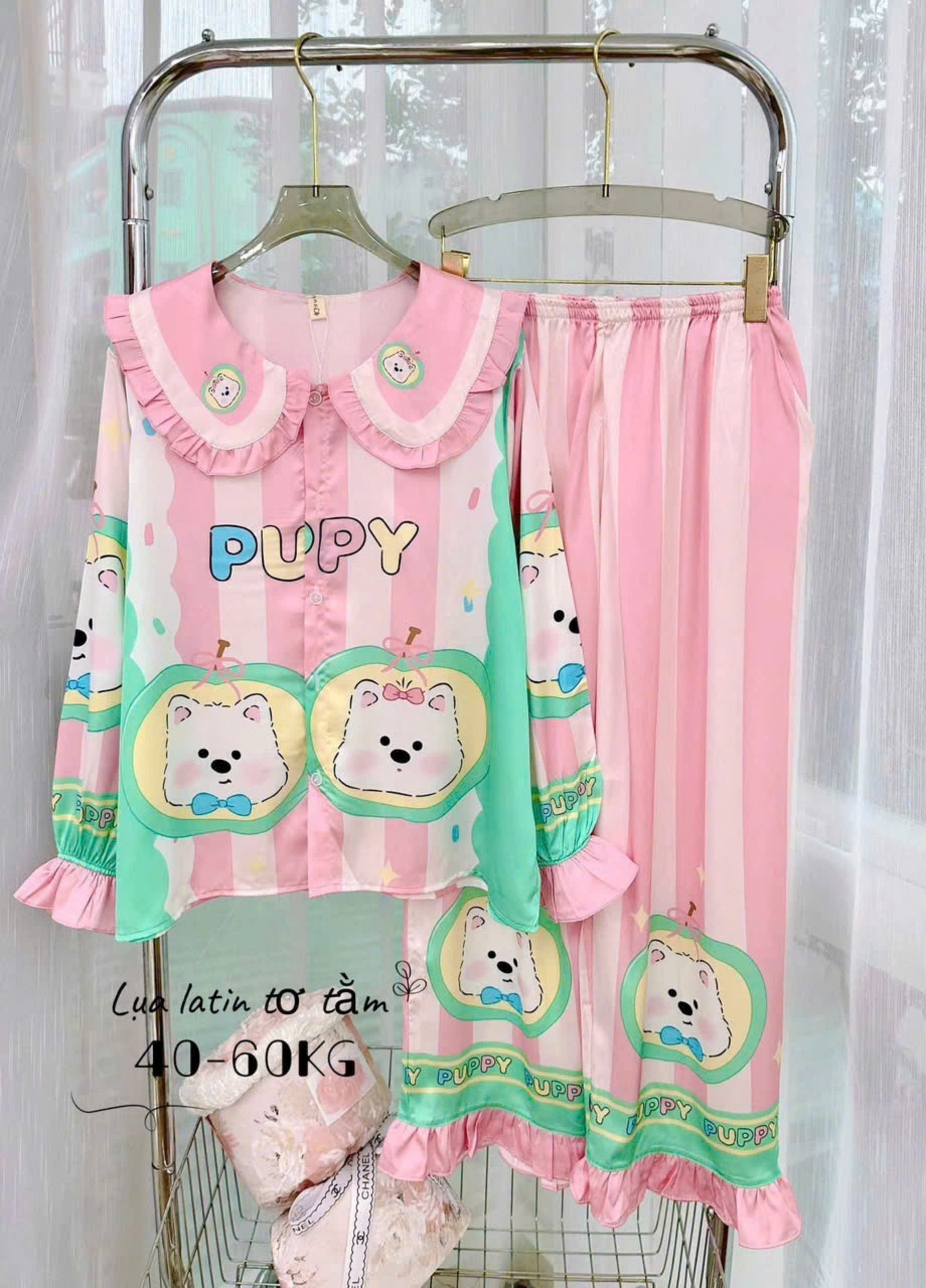 nguồn sỉ quần áo hot trend giá rẻ