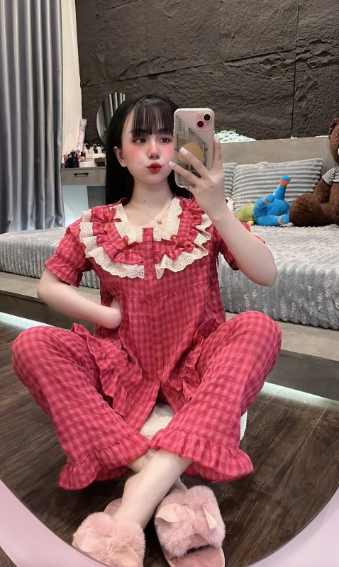 nguồn hàng quần áo nữ