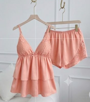 nguồn sỉ quần áo hot trend