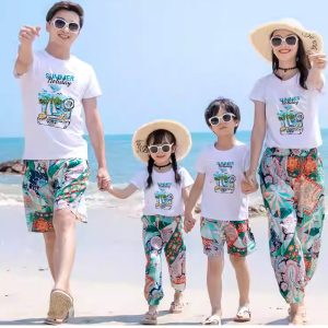 đặt áo đồng phục gia đình